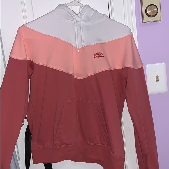 Nike Multi-Colored Sweatshirt